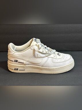 Nike Air Force 1 Low – White (Size 5.5Y )